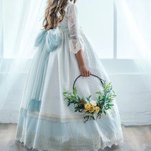  Sarah - Incroyable robe florale à manches pétales